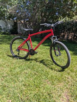 Rockrider st100 extra large mountain bike