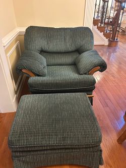 Living room/den chair and ottoman