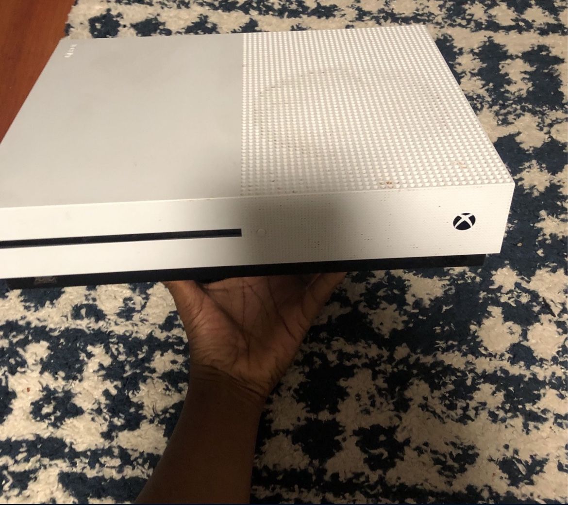 Xbox One S