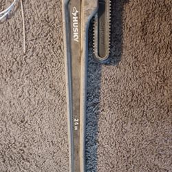24 Inch Aluminum Pipe Wrench 