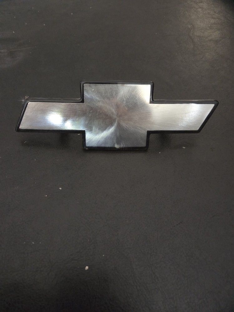 1(contact info removed) Chevy Astro Van Emblem