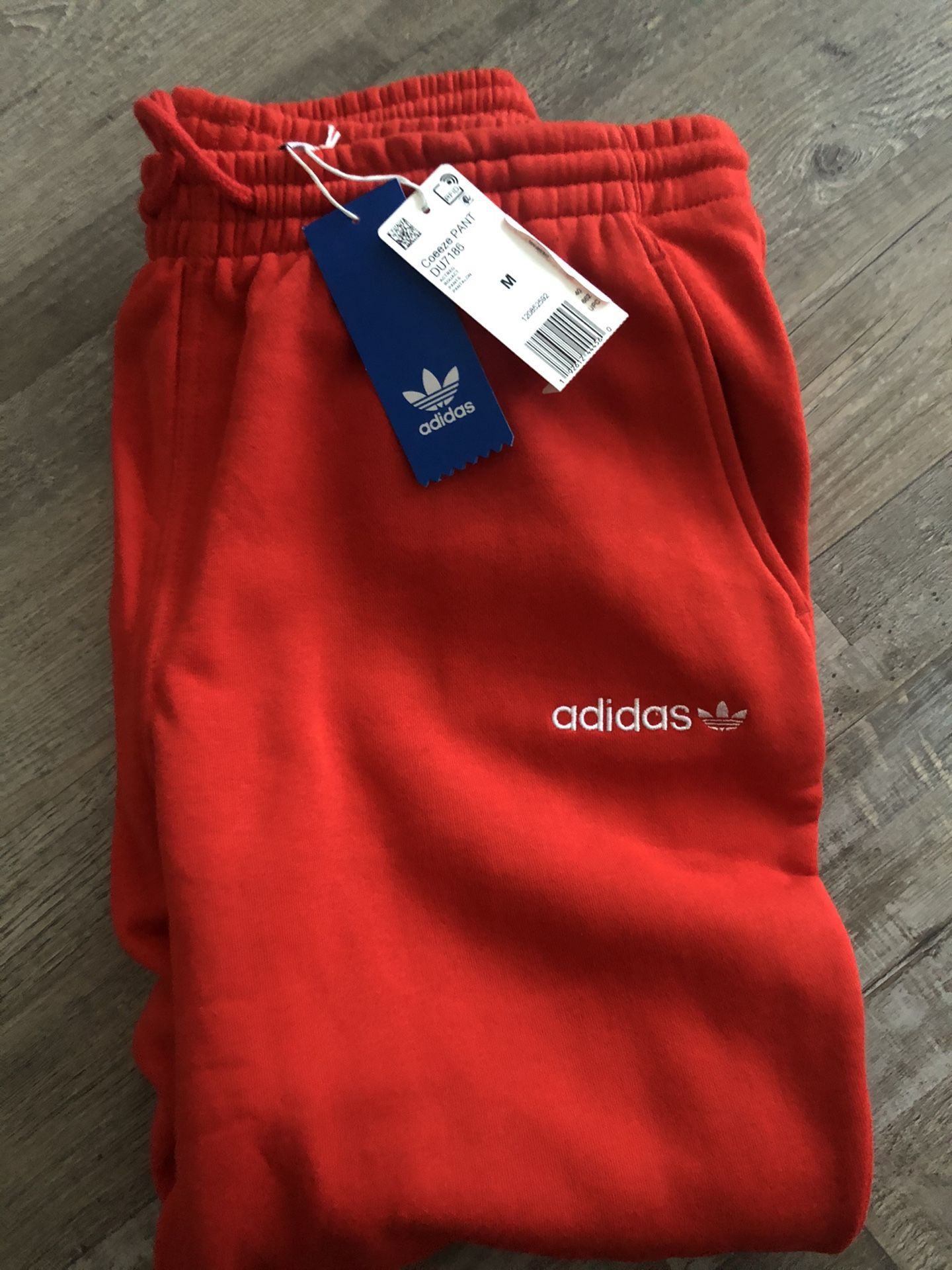 ADIDAS🍄 Oversized Coeeze Red Sweats