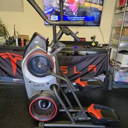 Bowflex Max Trainer M5 Elliptical Stair master Stepper Machine 