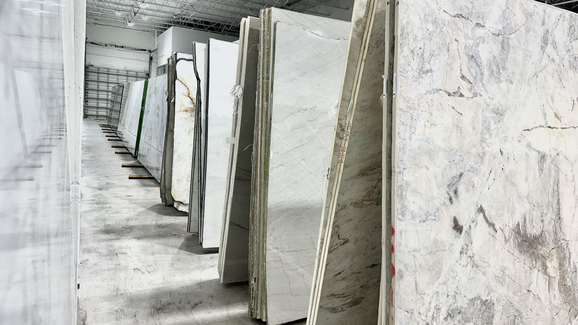 CALACATTA QUARTZ JUMBO SLABS TRAMONTANA 127X64 2CM FOR KITCHEN COUNTERTOPS