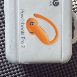 Powerbeats Pro 2 