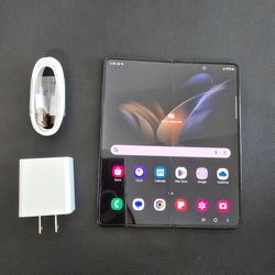 Samsung Z Fold 4 - UNLOCKED - Like New