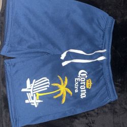 Corona Shorts