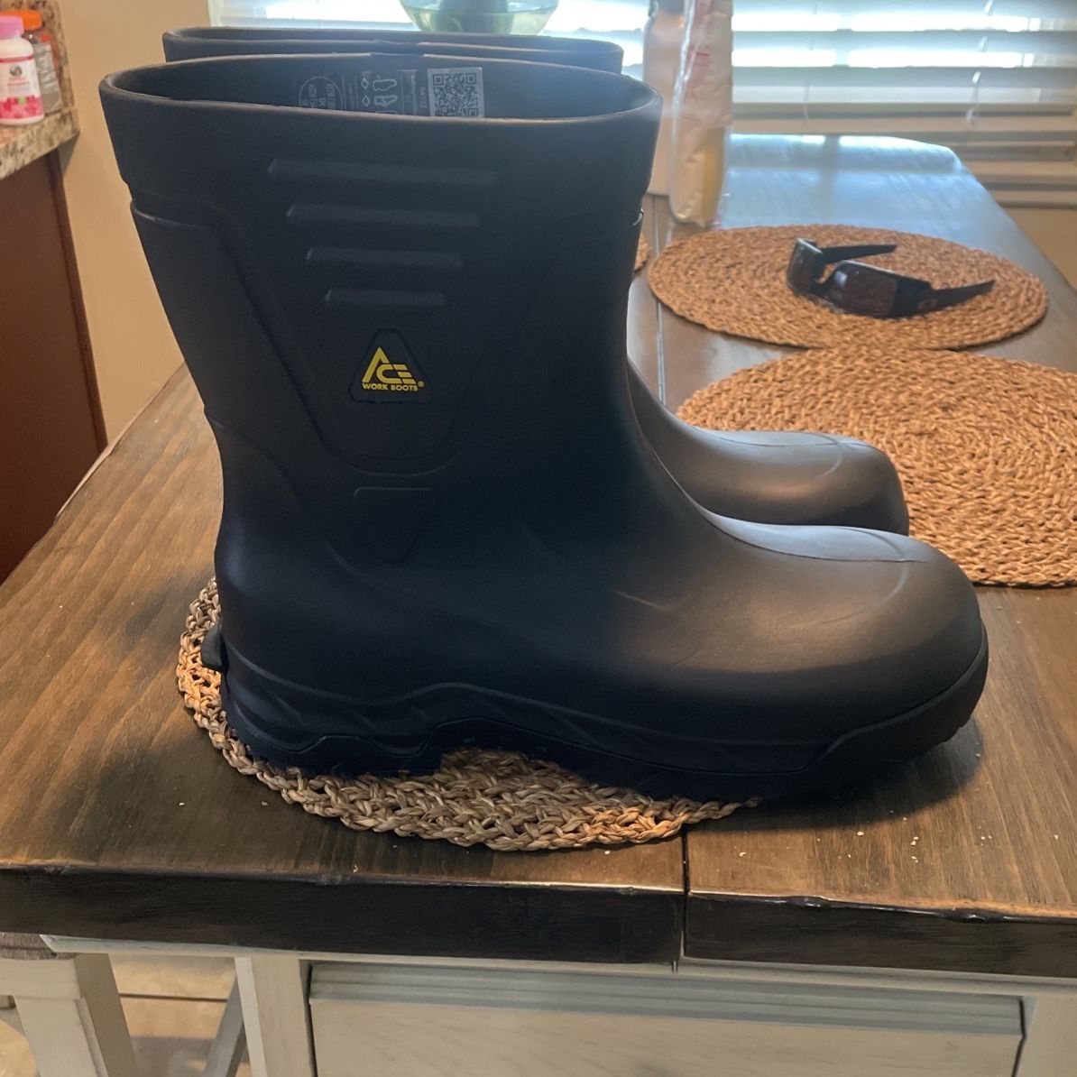 Bullfrog work deals boots