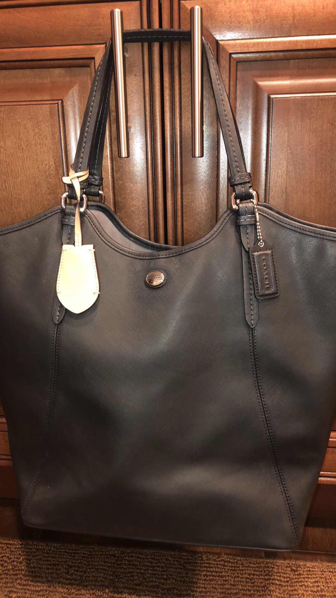 Coach Peyton leather tote excellent condition