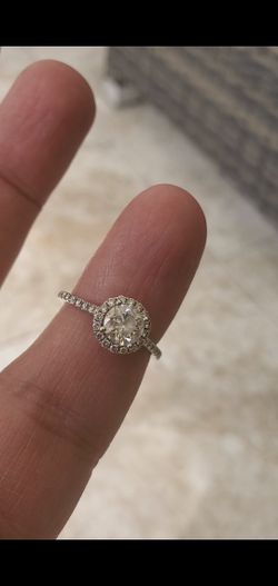 1.55 Carat G Color Halo Diamond Ring Valentines Special!!