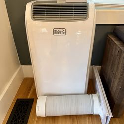 BLACK+DECKER 8,000 BTU Portable AC – Clean, Fully Working