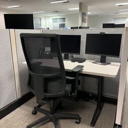 Premium Height-Adjustable Sit/Stand Desk w/ Pull-Out Keyboard Tray