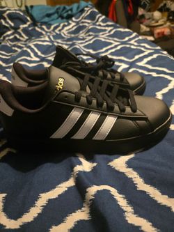 Adidas Grand Court Shoes
