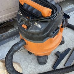 14Gallon rigid shop Vacuum (6.0HP) With Attachments(Works Great)