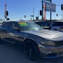 2020 DODGE CHARGER SXT 