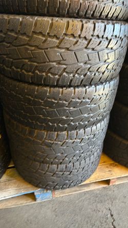 Used tires 35/12.50/18