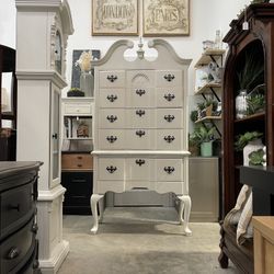 Large French Provincial Dresser