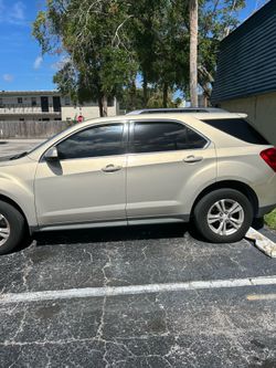 🚗Suv equinox color gold 2012