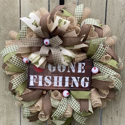 Gone Fishing Wreath