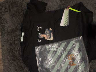 Classical off white graphic tee brand new