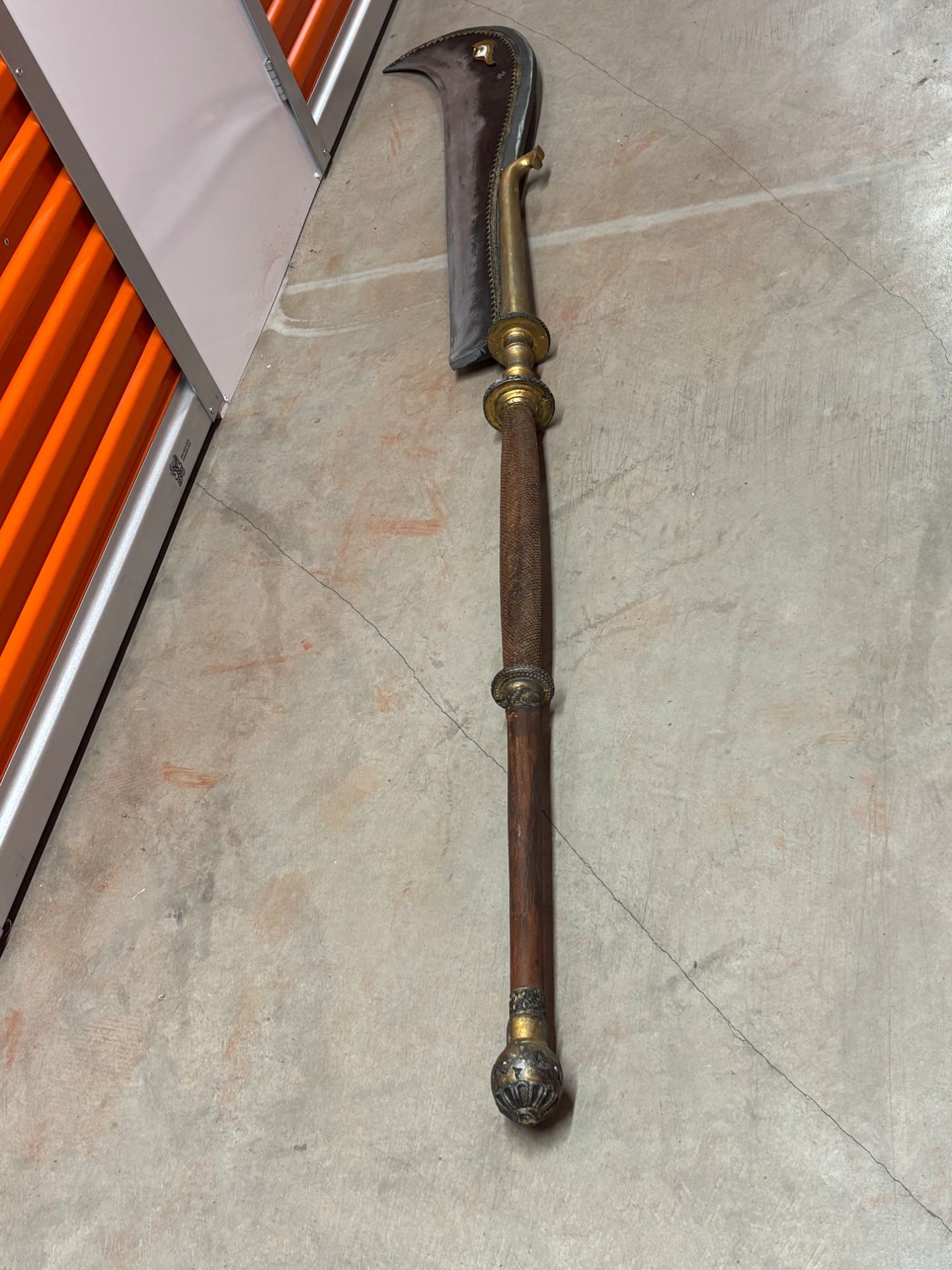 Sword knife