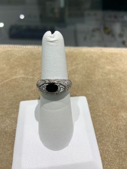 14KT White Gold Ring