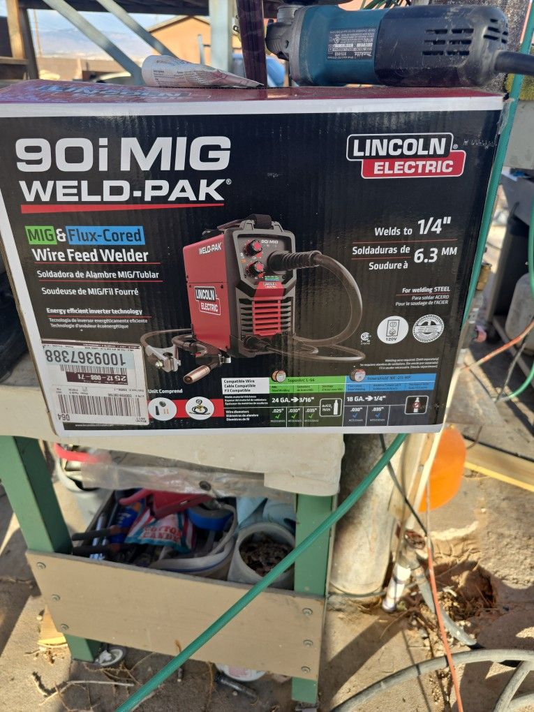 90i Weld- Pak Mig Flux Cored Wire Fed Welder new one. $350