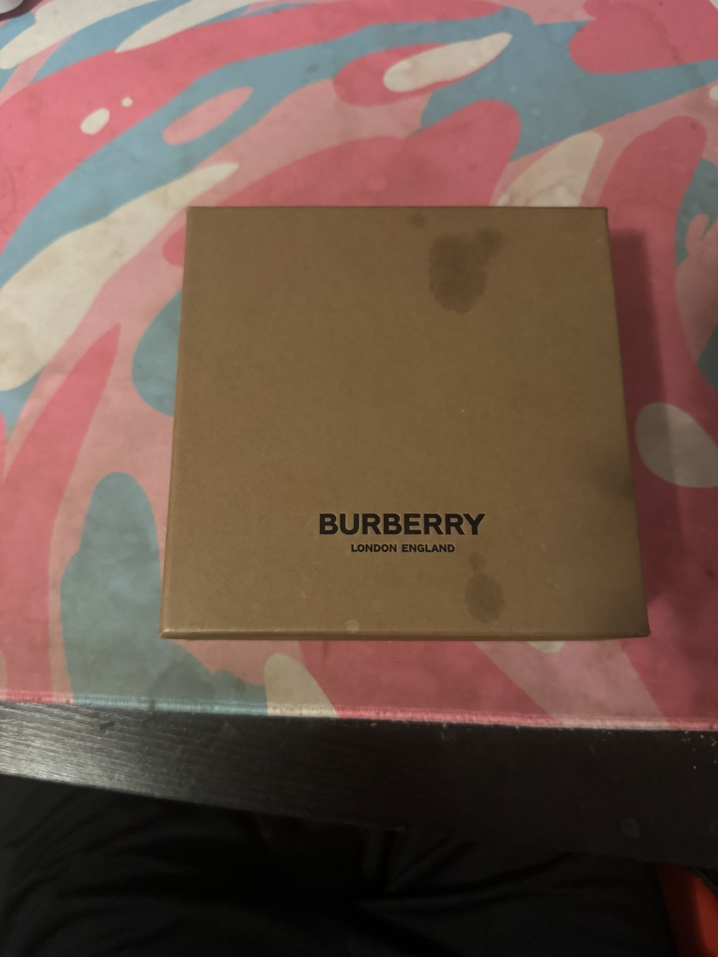 Burberry belt