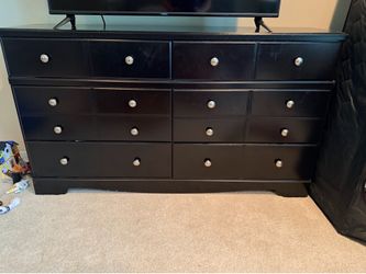 4 Piece Bedroom Set