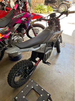 Vintinsu Em5 E-bike looking for trades only bikes