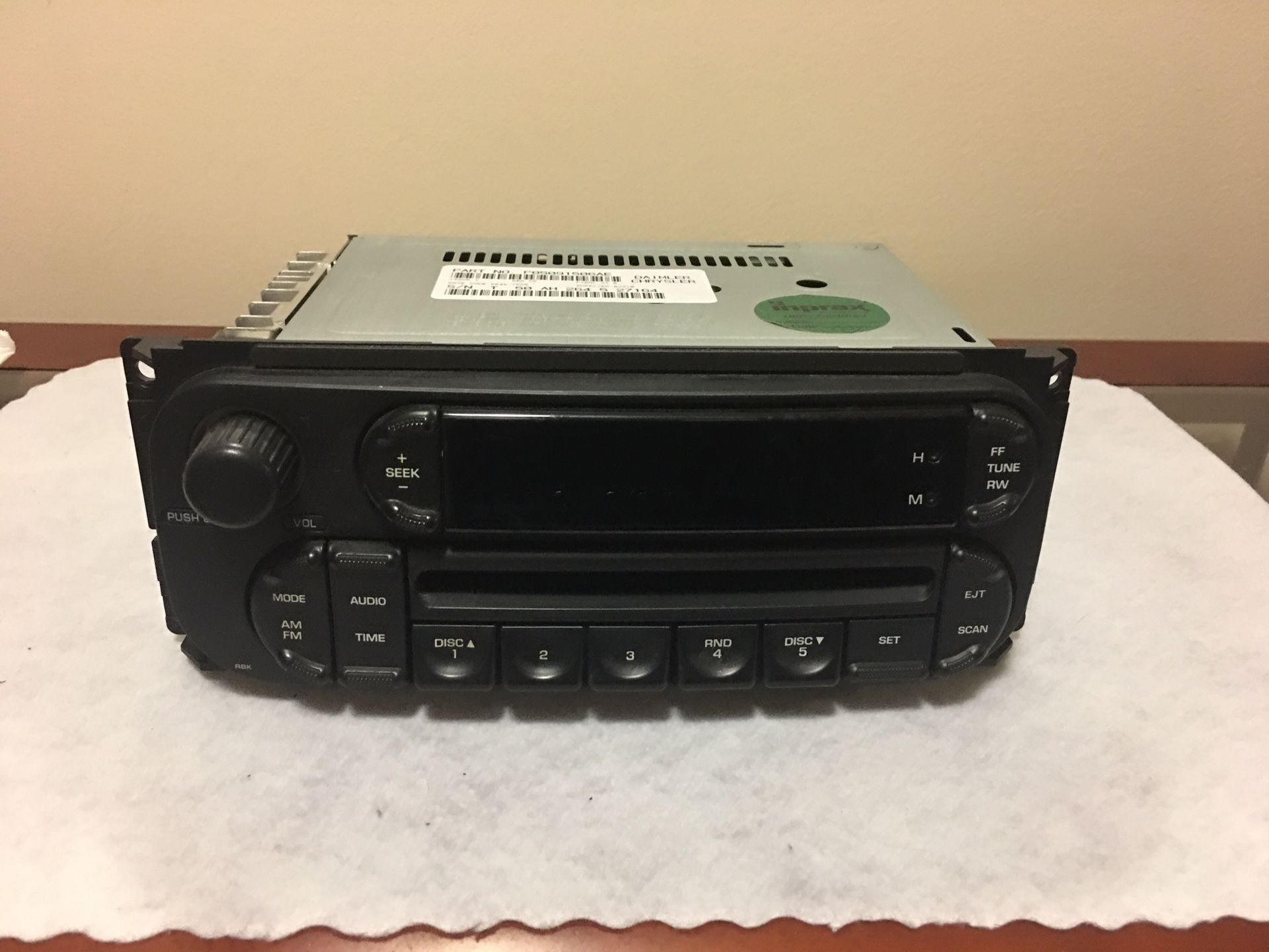 2002 - 07 Jeep/Chrysler Factory Radio