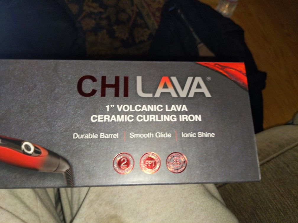 CHI LAVA Ceramic Curling Iron 