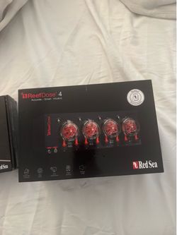 ReefDose 4 Dosing Pump RedSea + Deluxe  4 color tubing & Accessories kit
