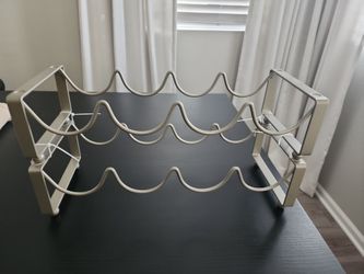 8 Bottle Wine Rack