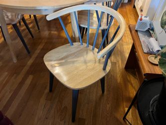 Dining room chairs (6)