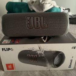 JBL flip 6 grey portable speaker