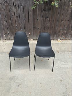 Article Chairs Black