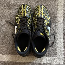 Black/Gold Alpha 3 Baseball Cleats