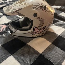 New!!! Kids Helmet And Gloves 