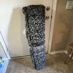 Black / white Floor Mat 