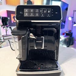 Phillips 3200 LatteGo Espresso Coffee Machine