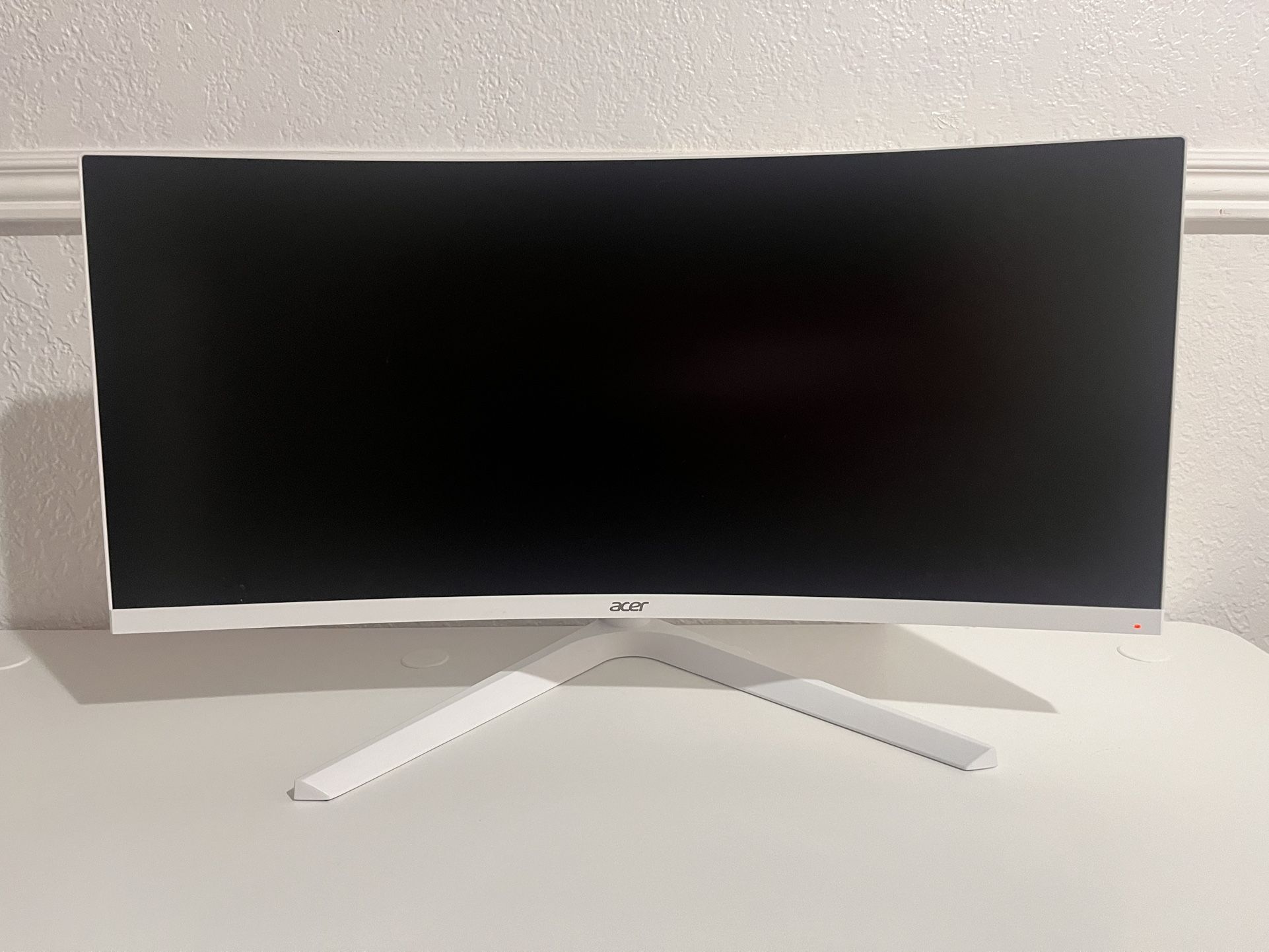 Curved Acer Nitro Monitor