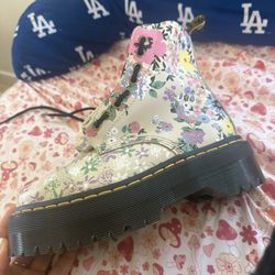 Dr Martens 