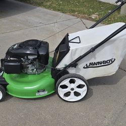 Lawnboy Lawnmower 
