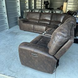 Power Reclining Sectional Couch