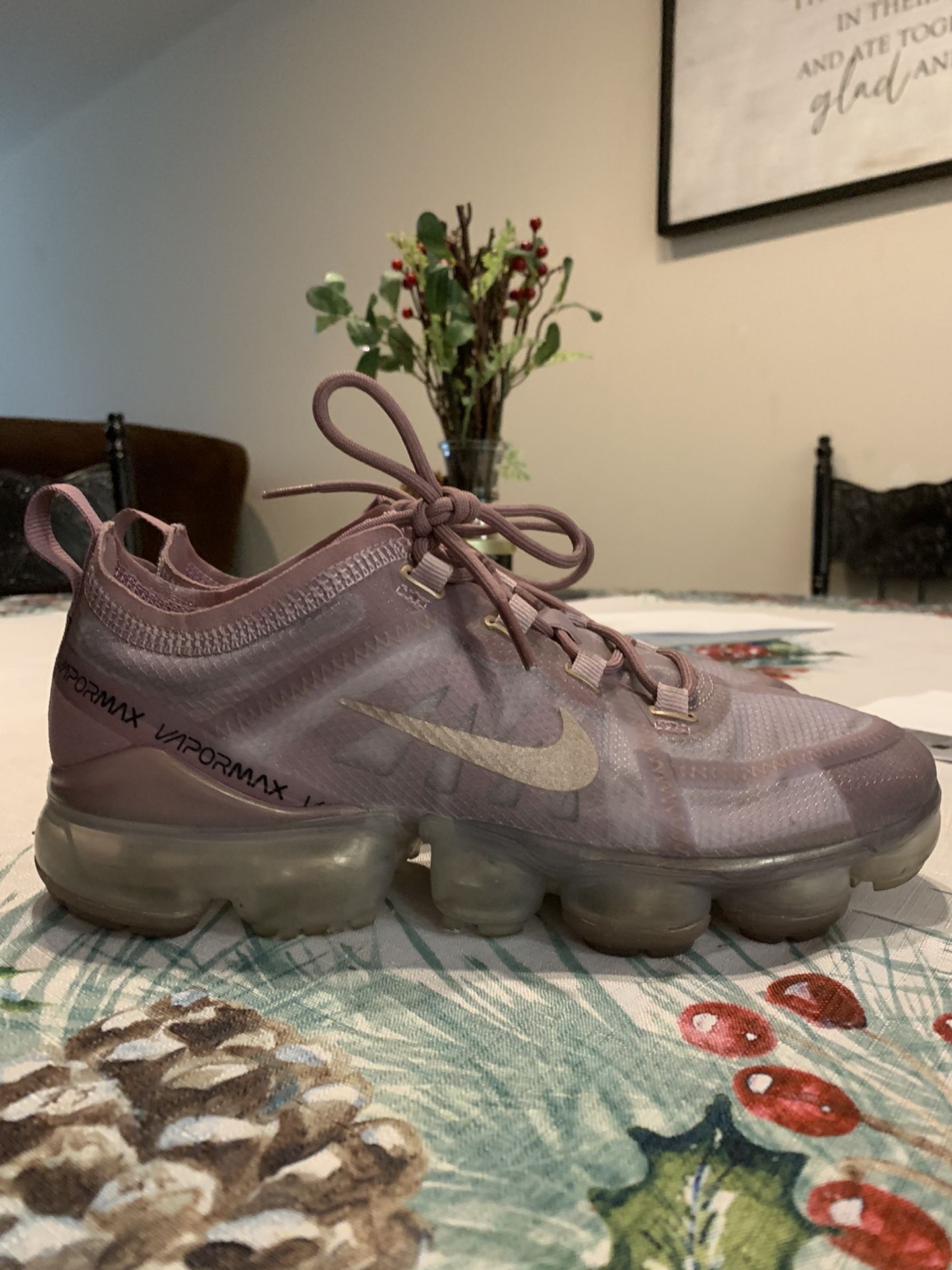 Nike Air VaporMax 2019 Soft Pink Size 6 1/2