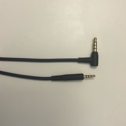 3.5mm TRRS Auxiliary (Aux) Cable with an Inline Microphone