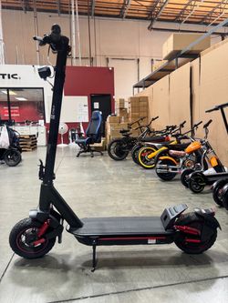 Electric scooter
