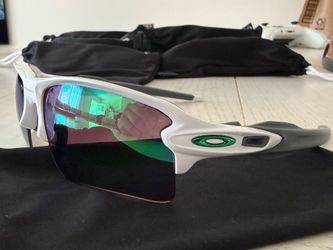 Oakley sunglasses Flak 2.0