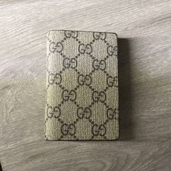 Gucci wallet!!! 